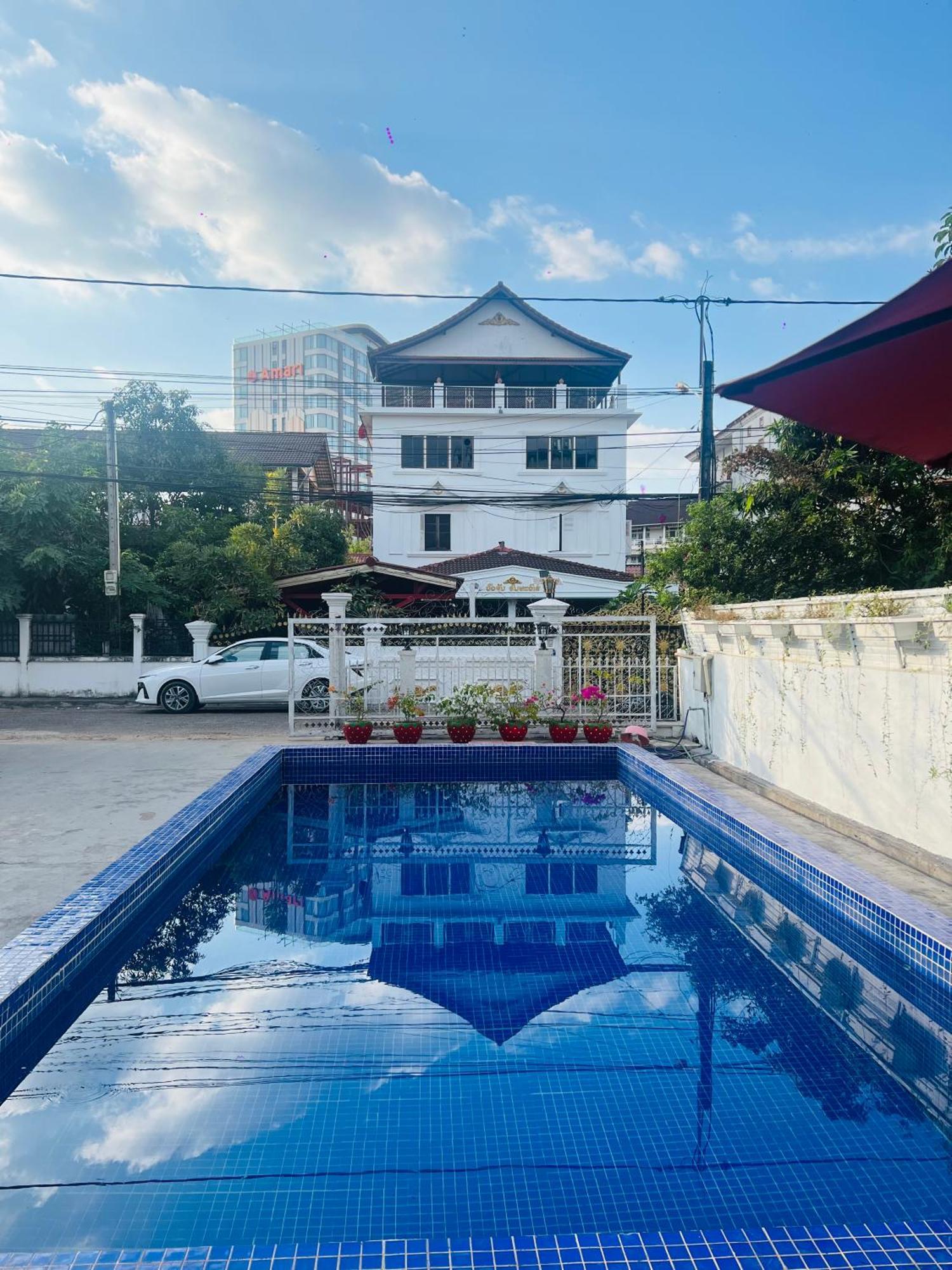 ואנג ויינג Vangvieng Sunrise East Hotel מראה חיצוני תמונה
